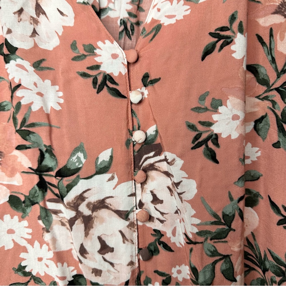 *TORRID* Harper Floral Taupe Challis Button-Front 3/4 Sleeve Blouse - Picture 5 of 10